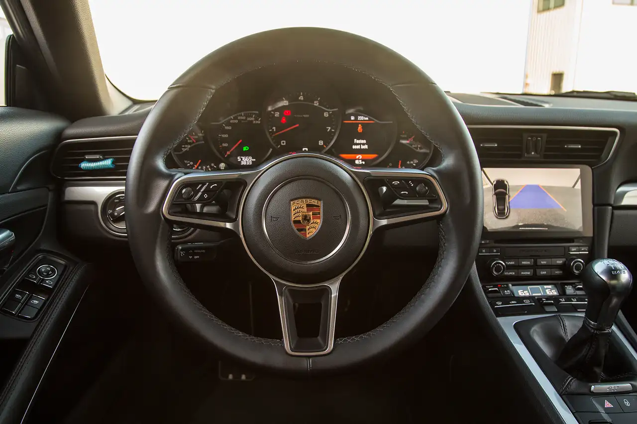 Porsche 911 photo Porsche 911