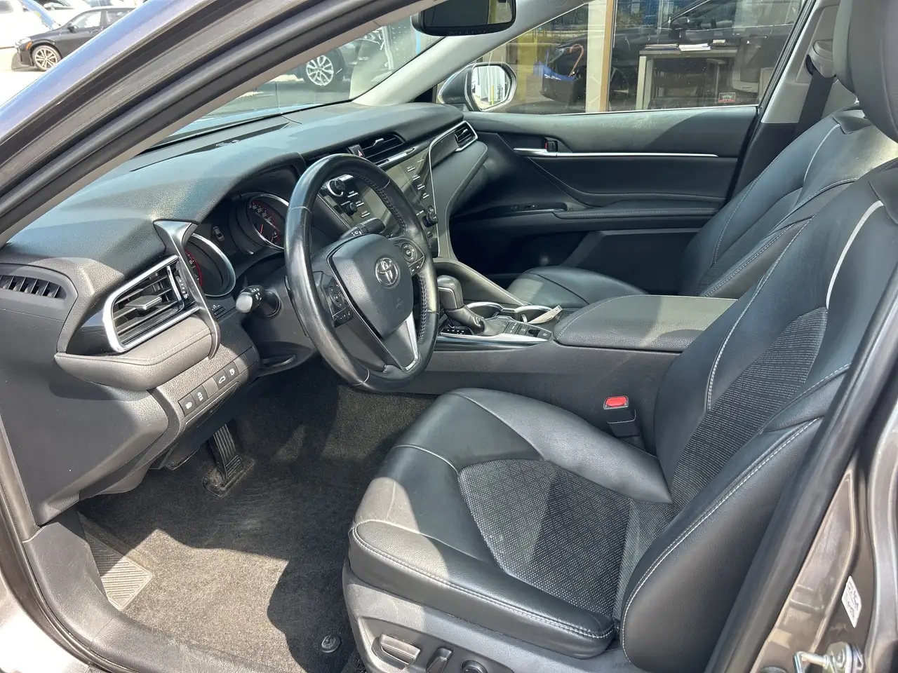 Toyota Camry photo Toyota Camry