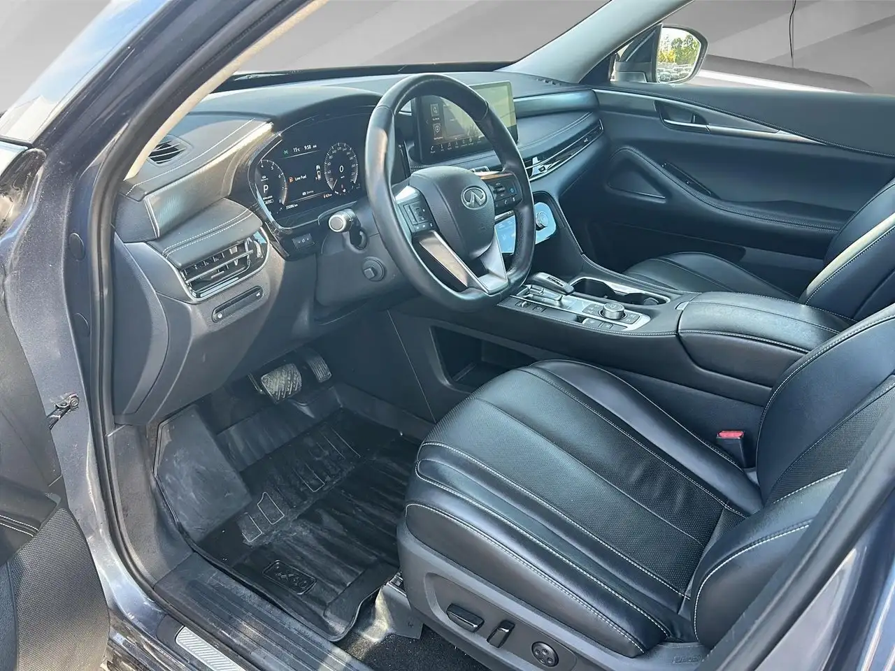 Infiniti QX60 снимка Infiniti QX60