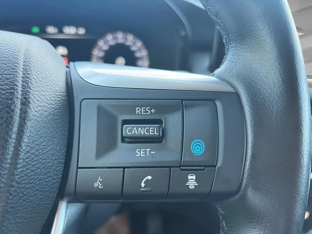Infiniti QX60 снимка Infiniti QX60