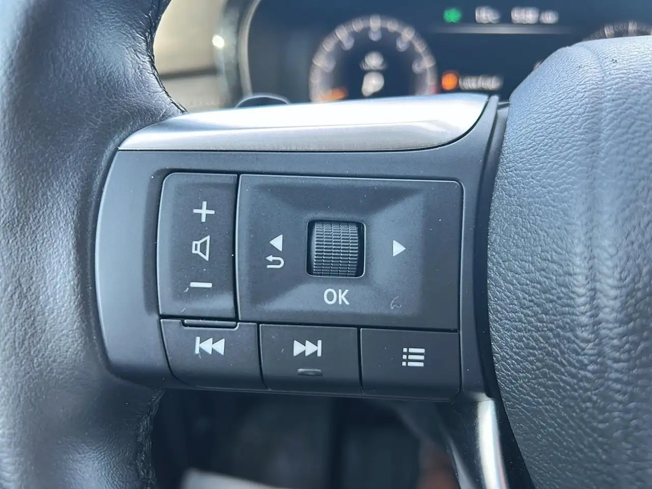 Infiniti QX60 снимка Infiniti QX60