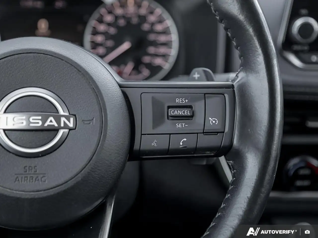Nissan Rogue fotografie Nissan Rogue