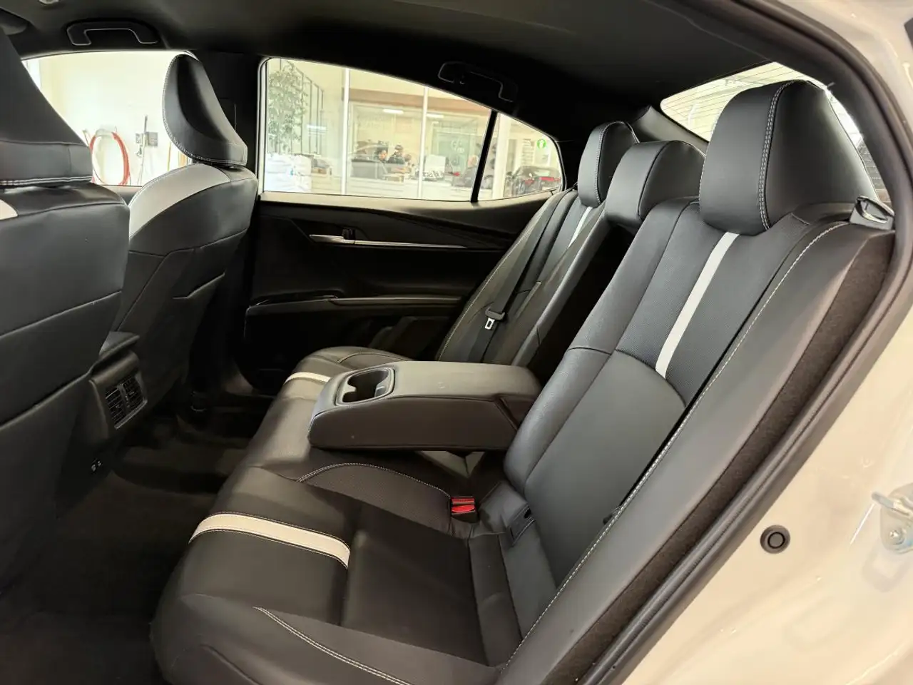 Toyota Camry снимка Toyota Camry