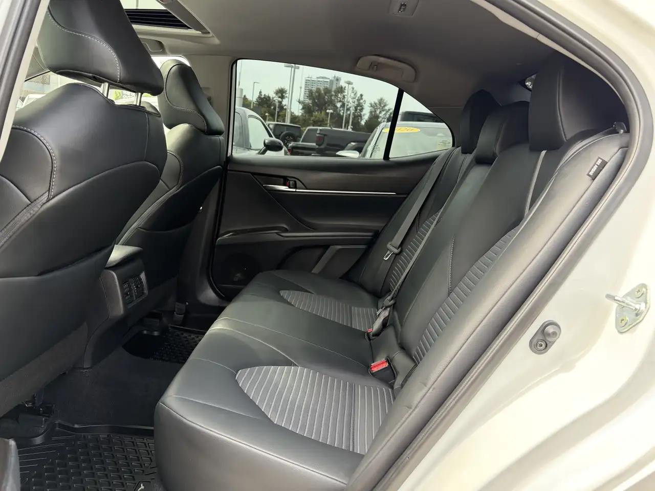 Toyota Camry снимка Toyota Camry