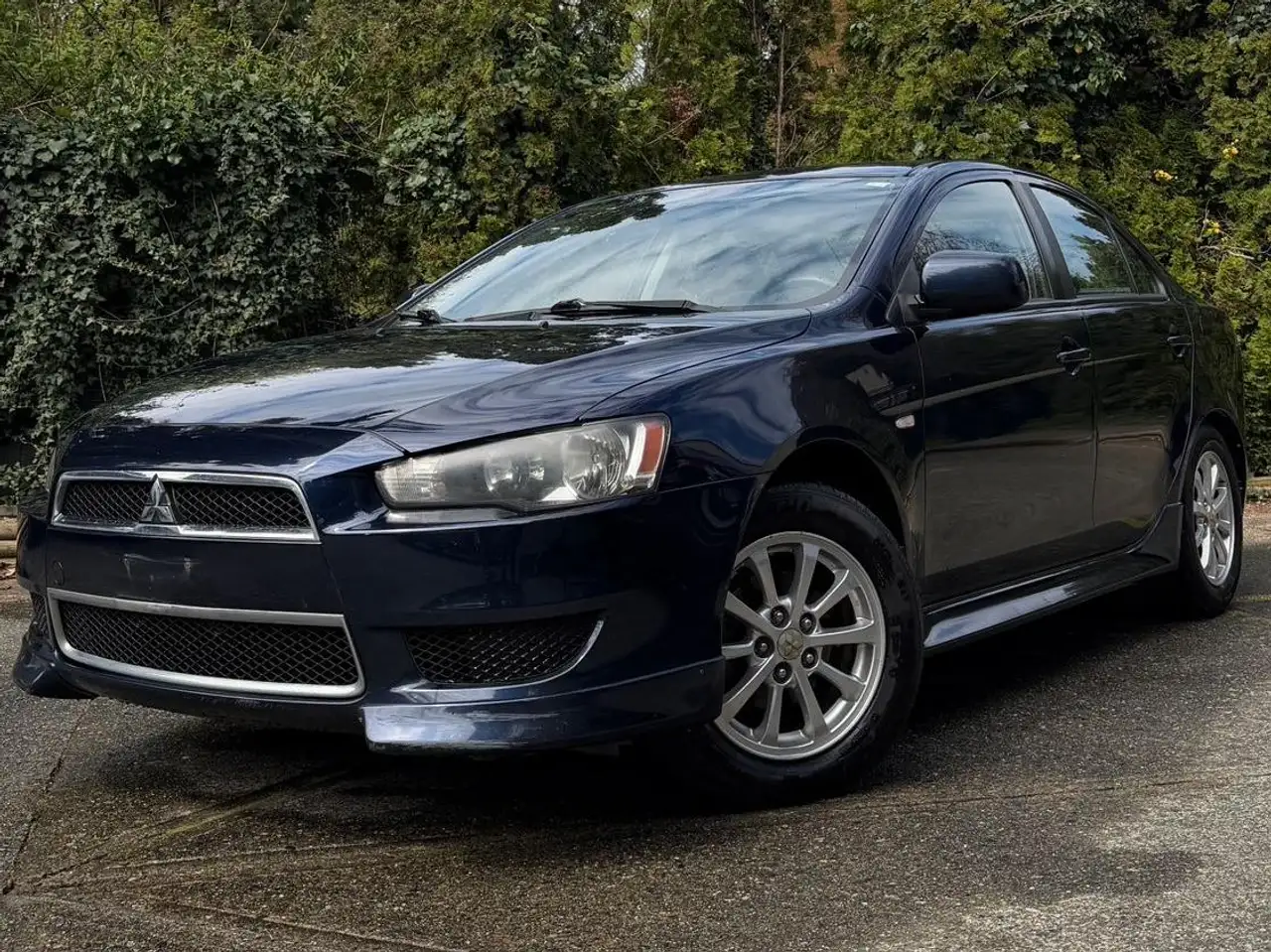Mitsubishi Lancer снимка Mitsubishi Lancer