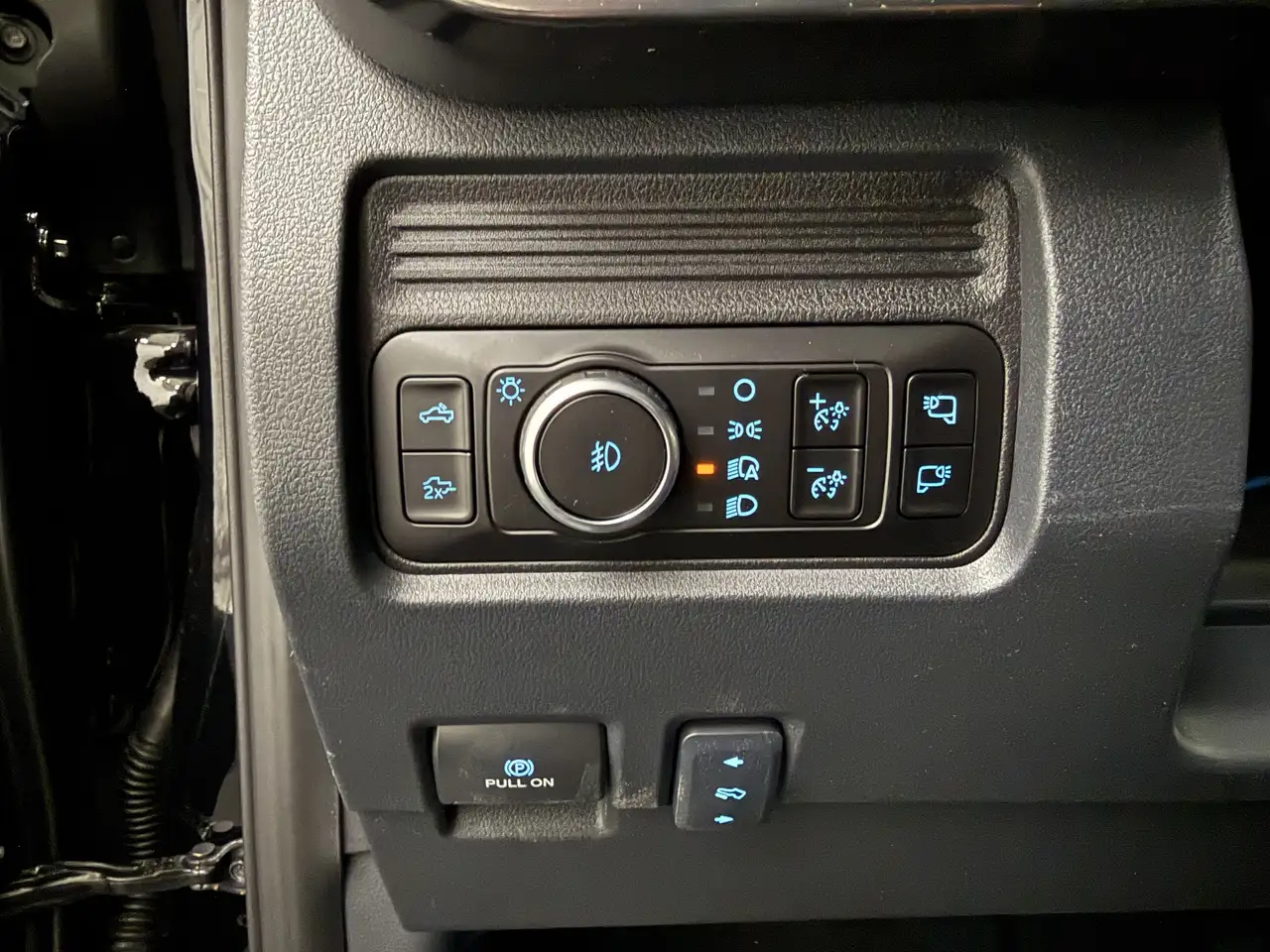 Ford F 350 снимка Ford F 350