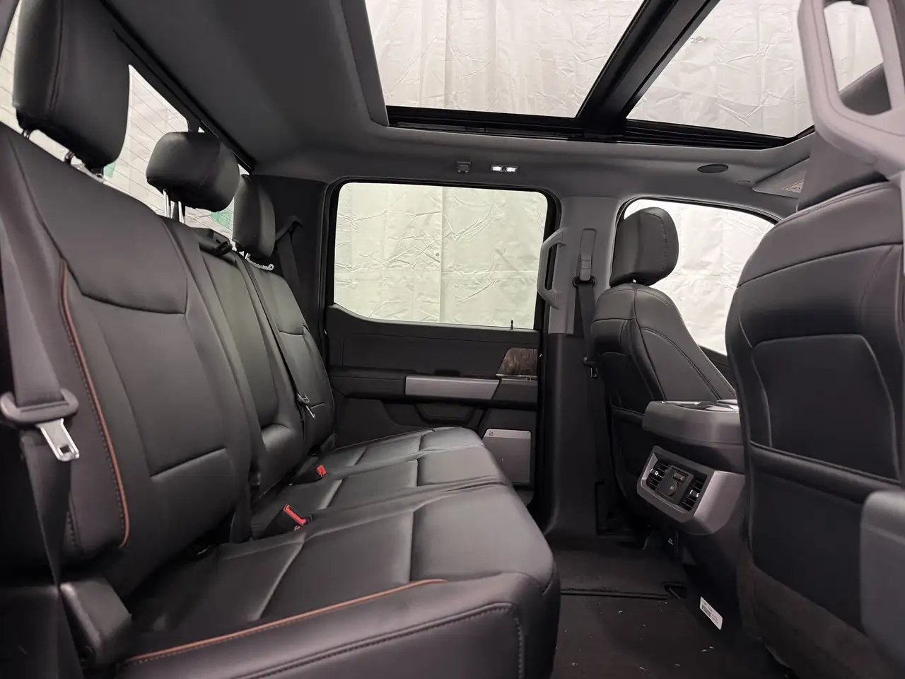 Ford F 350 снимка Ford F 350
