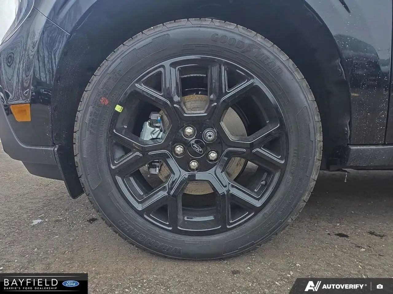 Ford Maverick снимка Ford Maverick