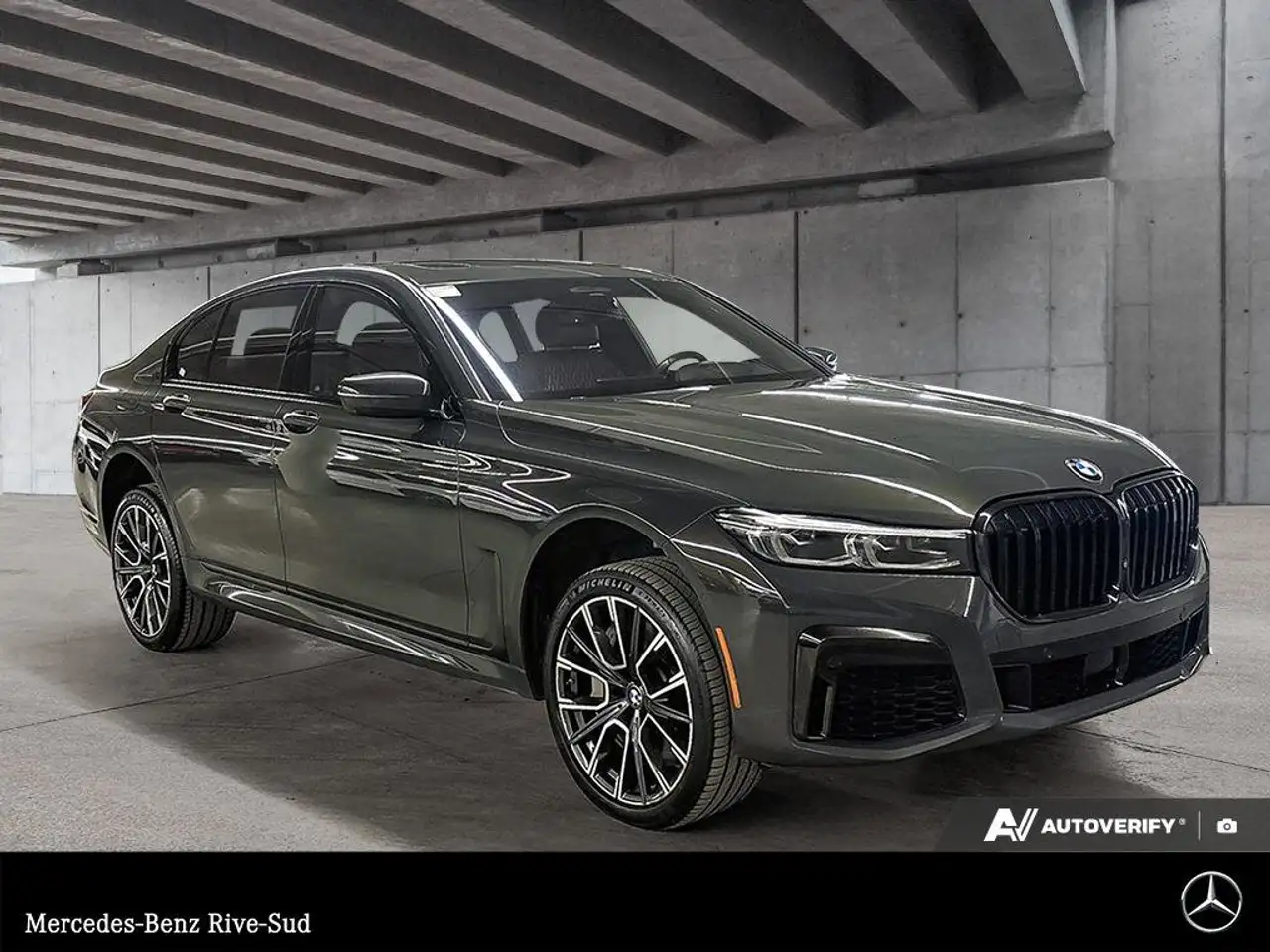 BMW 7 Series снимка BMW 7 Series