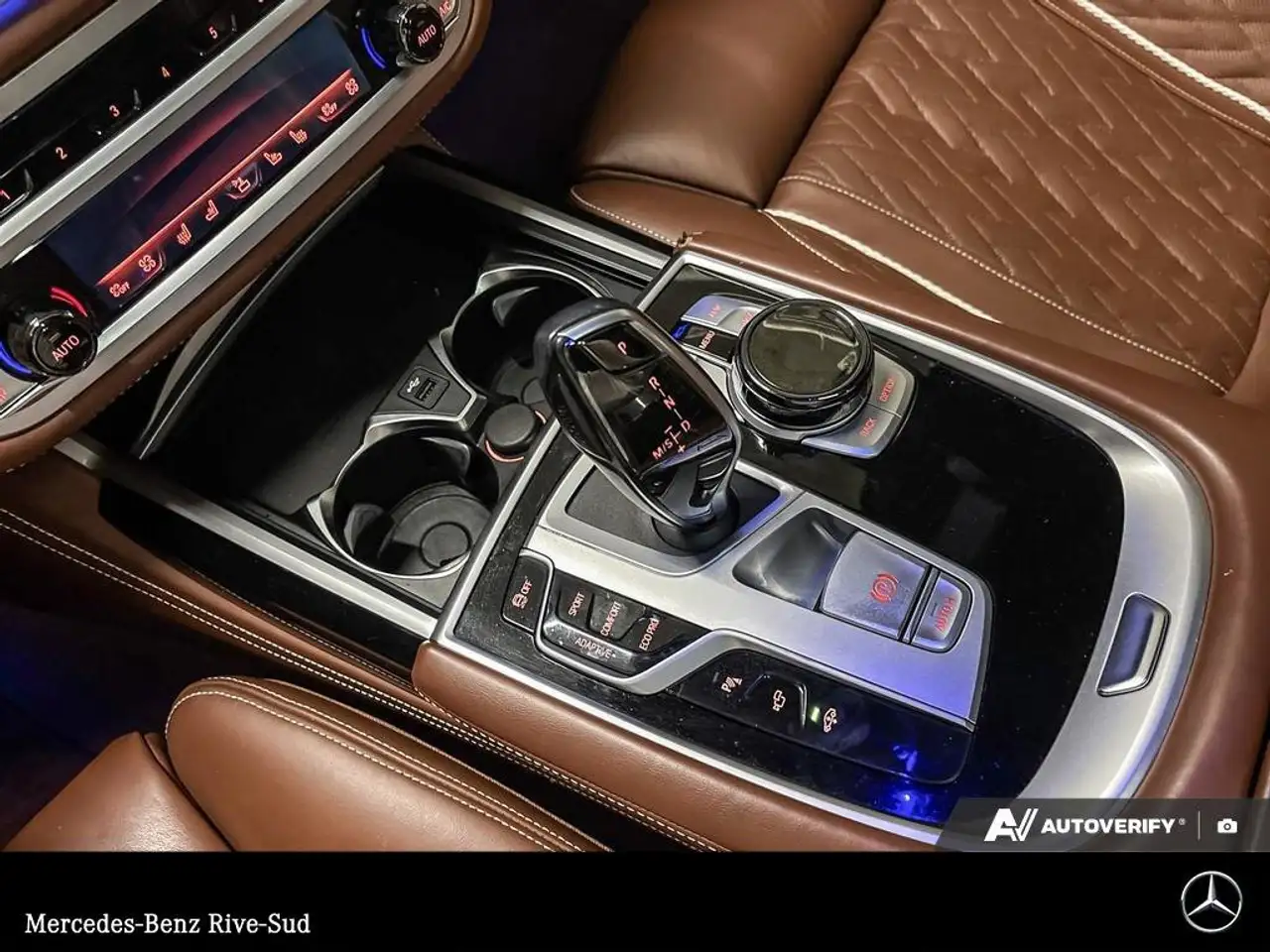 BMW 7 Series снимка BMW 7 Series