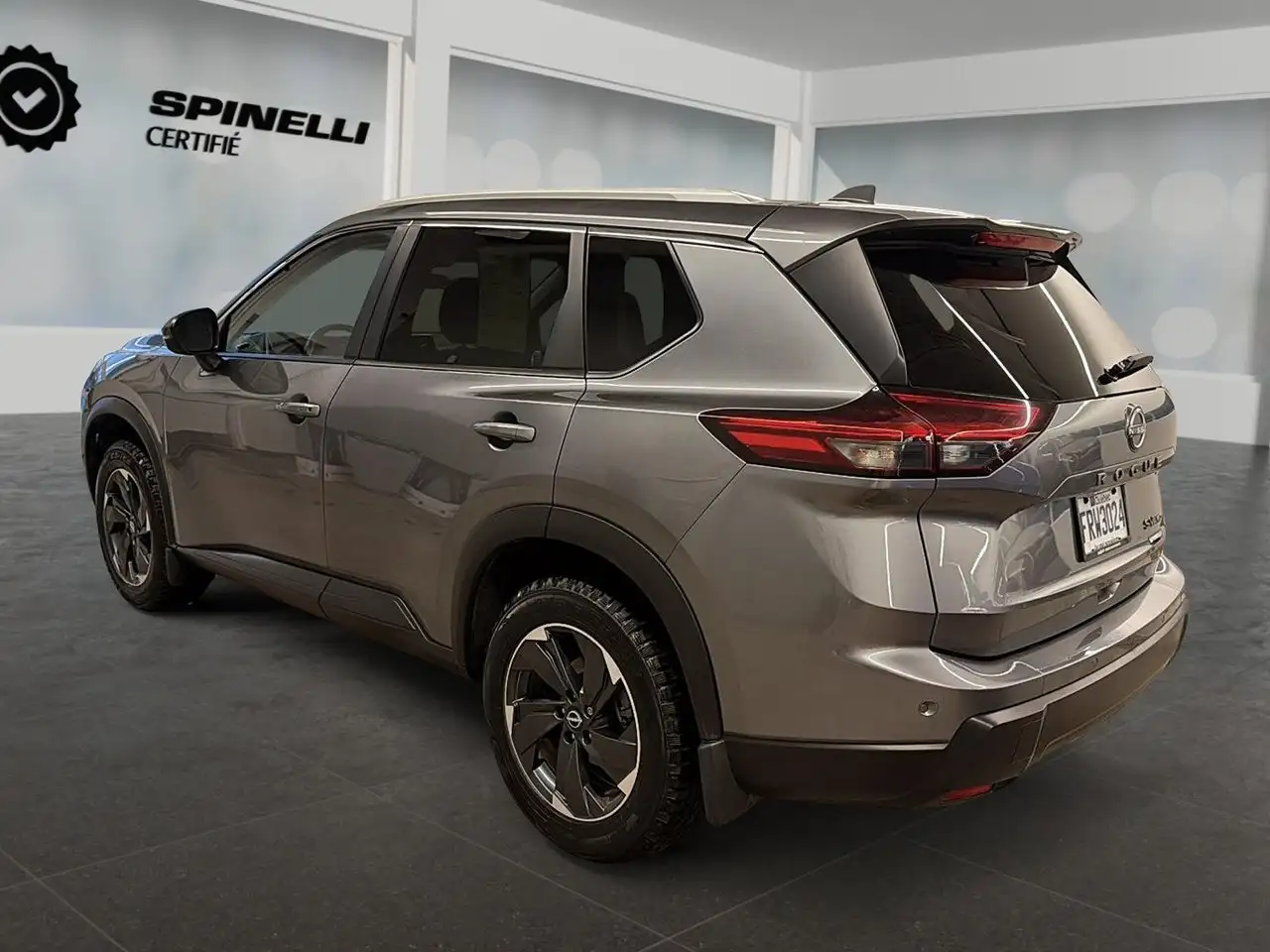 Nissan Rogue снимка Nissan Rogue