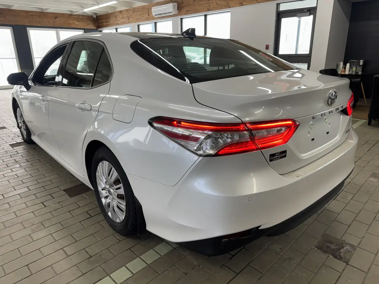 Toyota Camry снимка Toyota Camry
