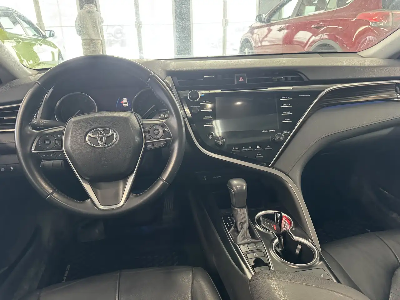 Toyota Camry снимка Toyota Camry
