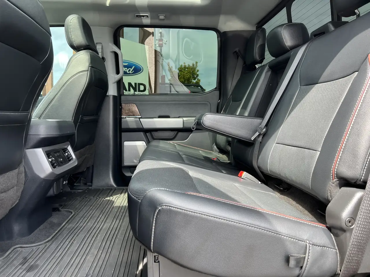 Ford F 350 снимка Ford F 350