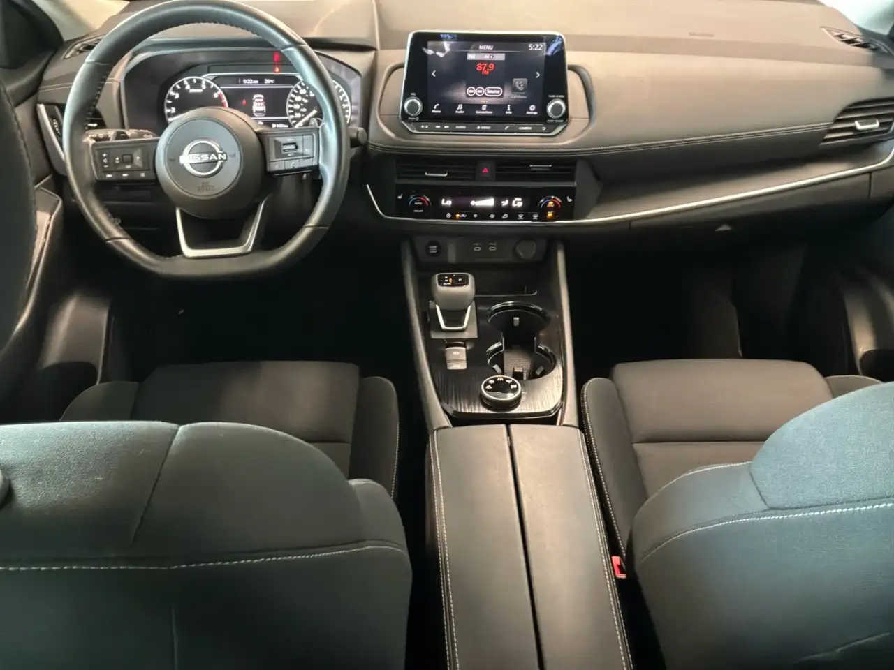 Nissan Rogue photo Nissan Rogue