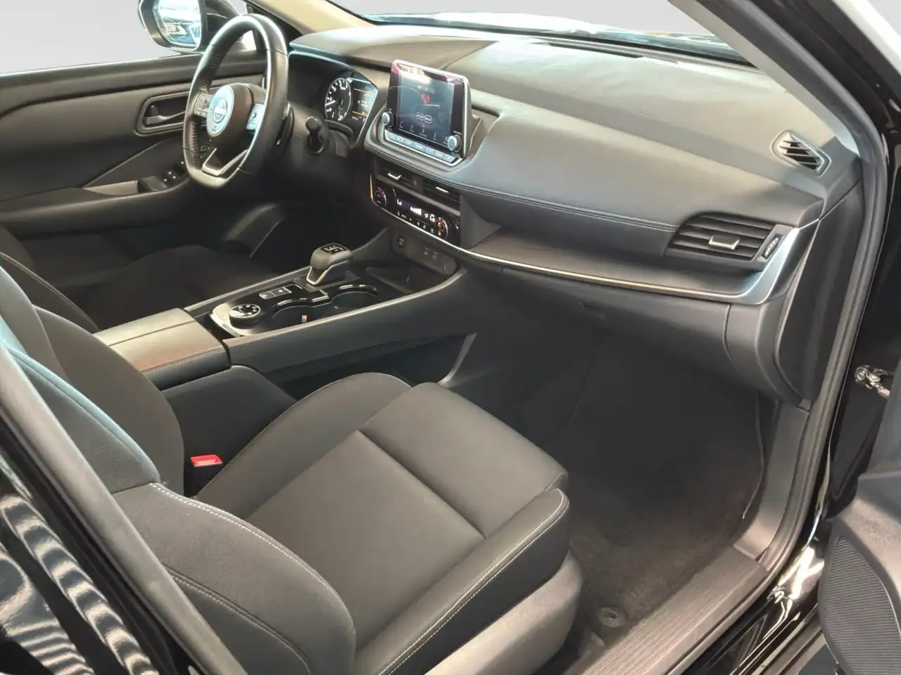 Nissan Rogue photo Nissan Rogue