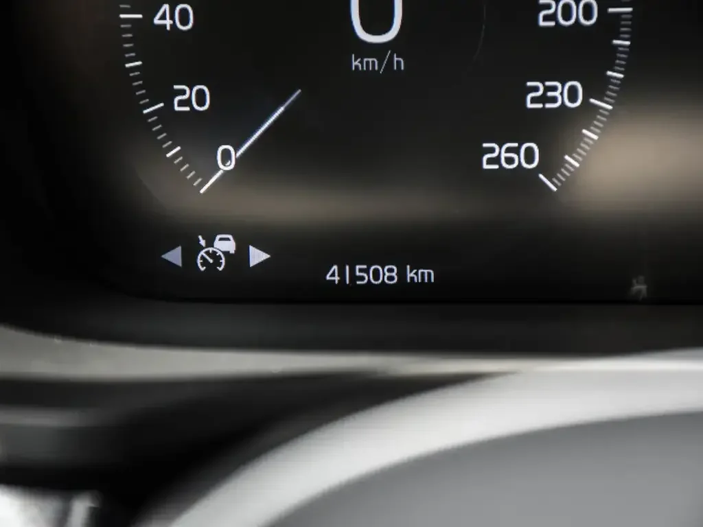 Volvo S60 снимка Volvo S60