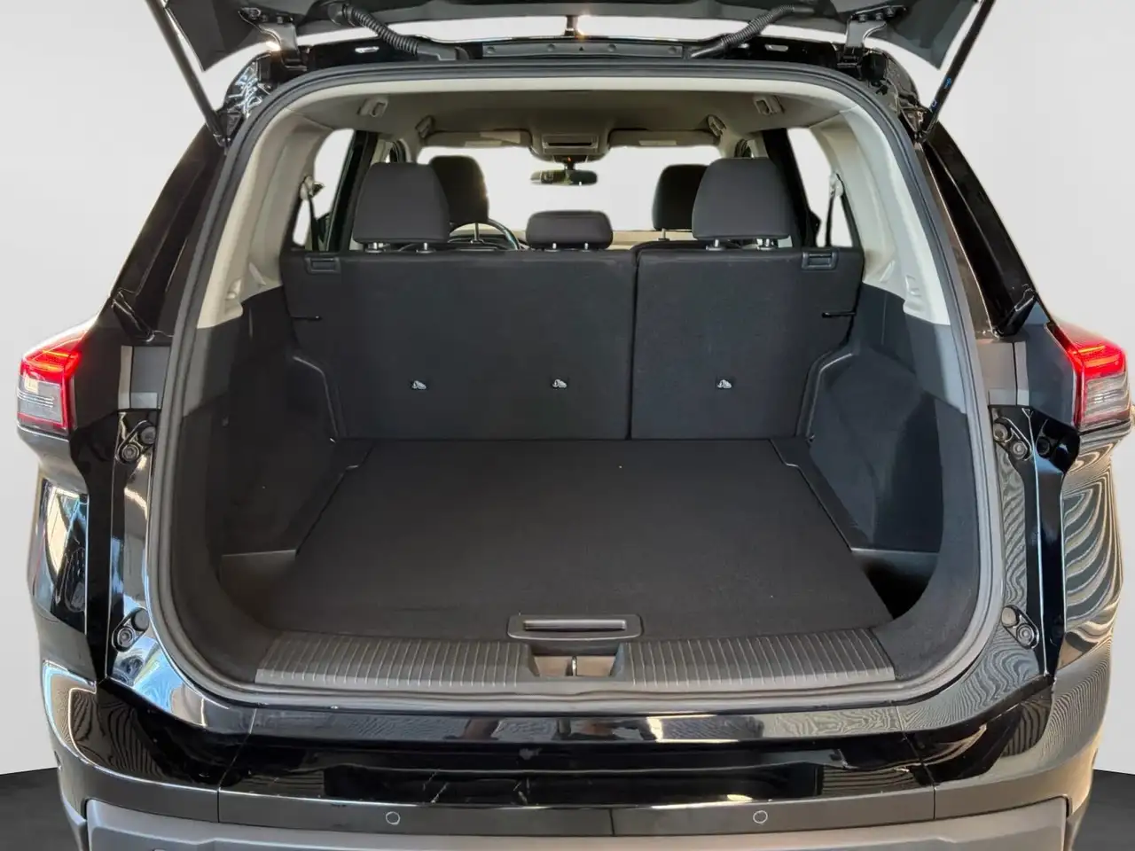 Nissan Rogue photo Nissan Rogue
