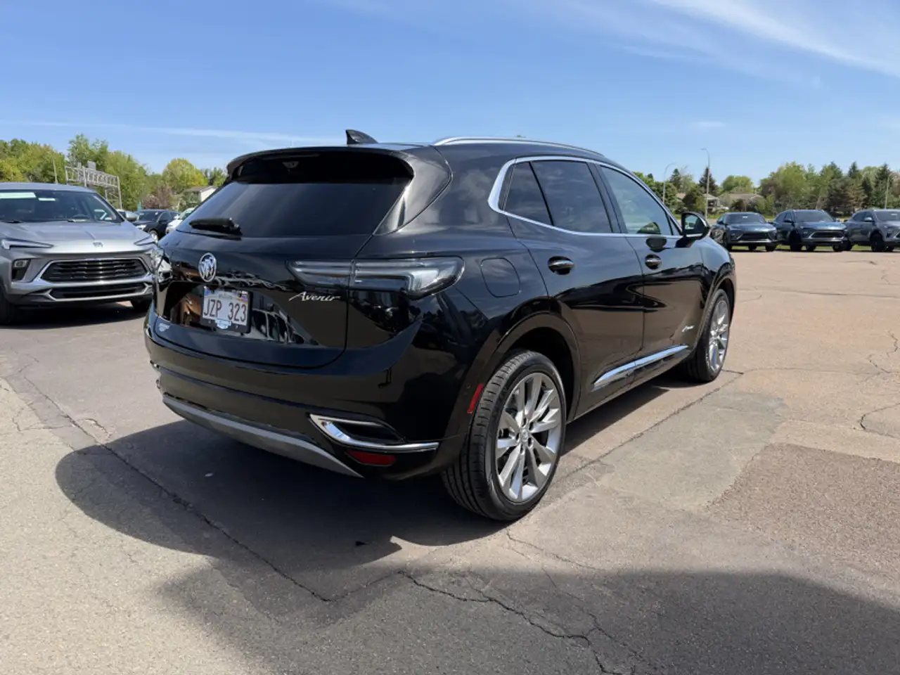 Buick Envision photo Buick Envision