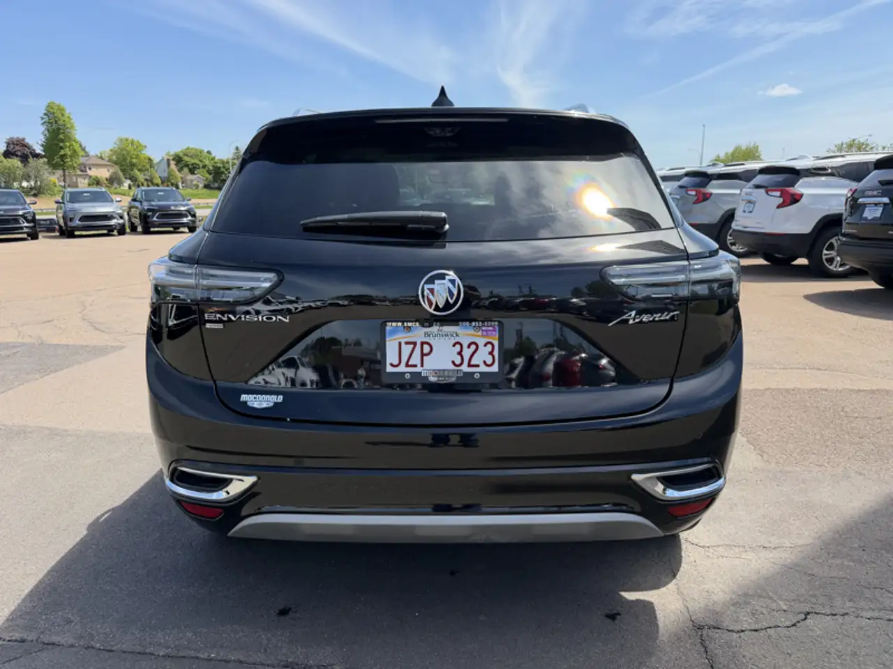 Buick Envision photo Buick Envision