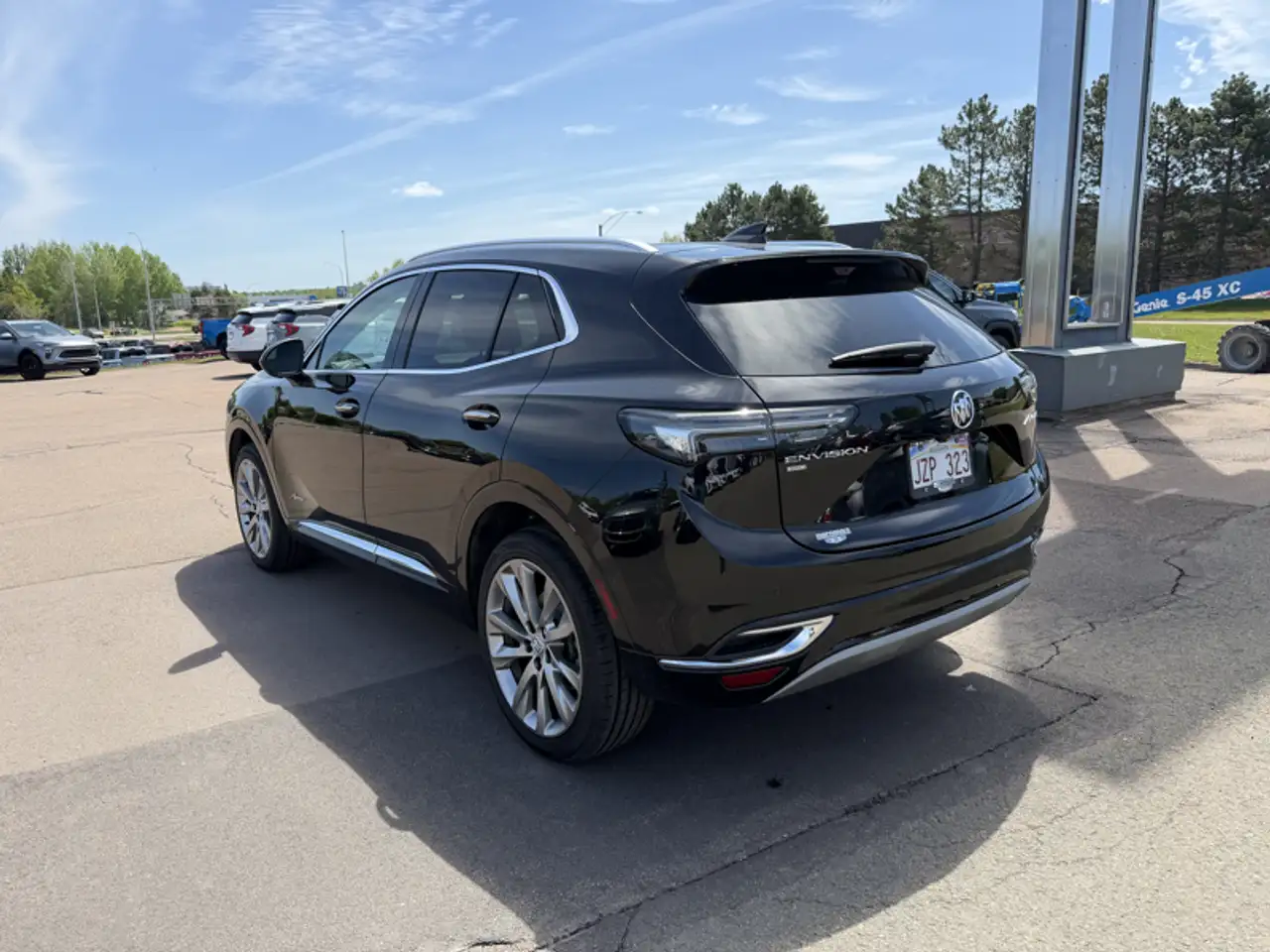 Buick Envision photo Buick Envision