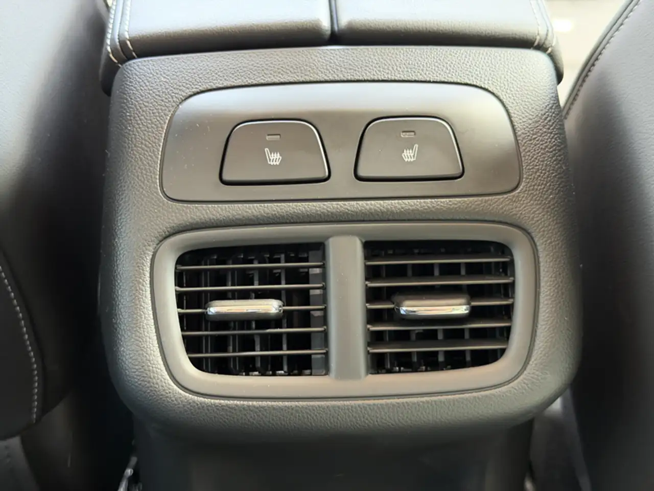 Buick Envision photo Buick Envision