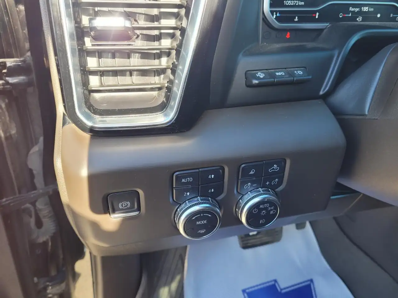 GMC Sierra 1500 fotografie GMC Sierra 1500