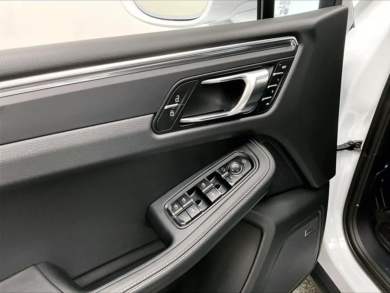 Porsche Macan снимка Porsche Macan