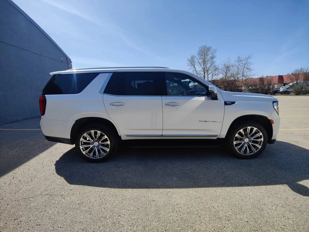 GMC Yukon снимка GMC Yukon