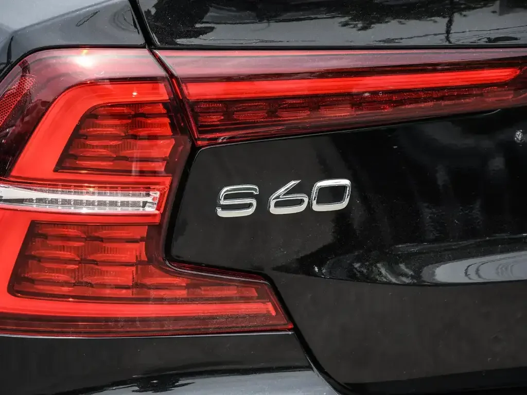 Volvo S60 снимка Volvo S60