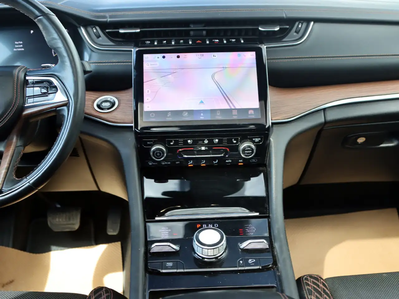 Jeep Grand Cherokee снимка Jeep Grand Cherokee