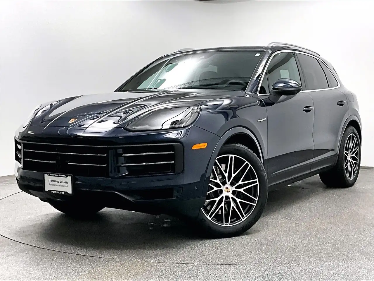 Porsche Cayenne снимка Porsche Cayenne
