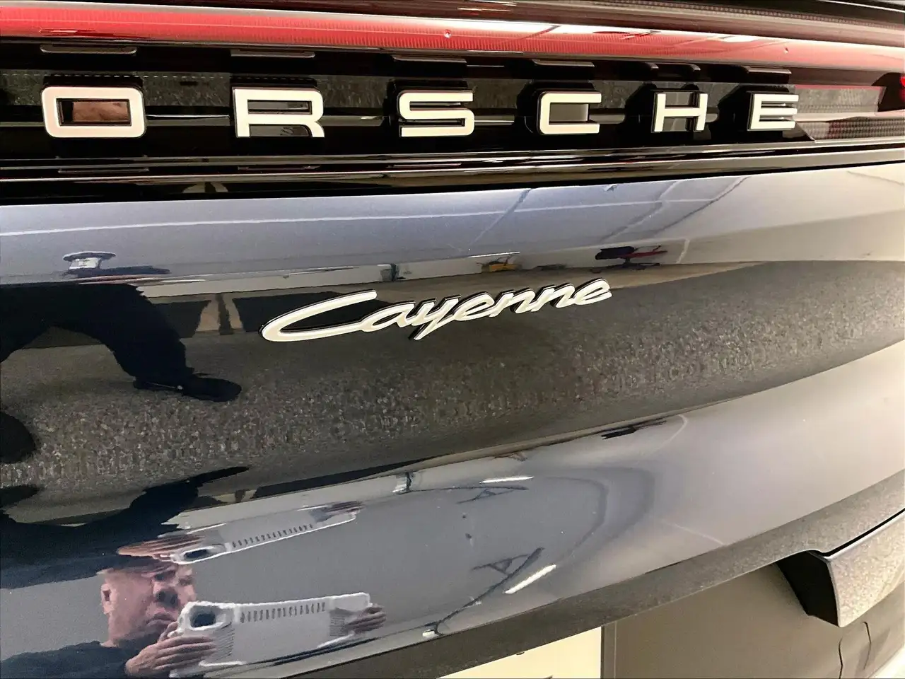 Porsche Cayenne снимка Porsche Cayenne