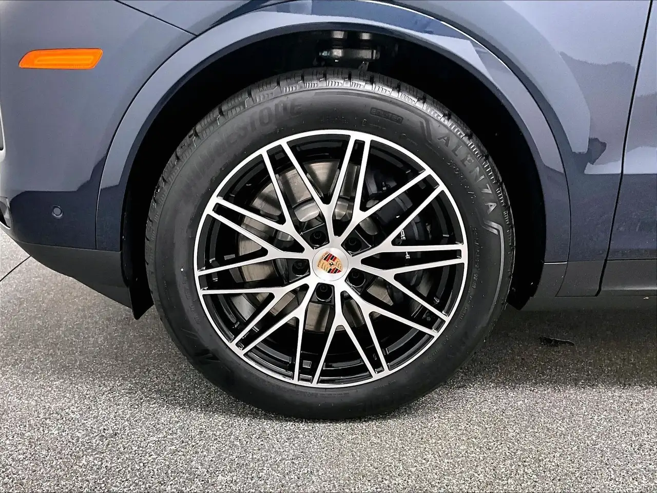 Porsche Cayenne снимка Porsche Cayenne