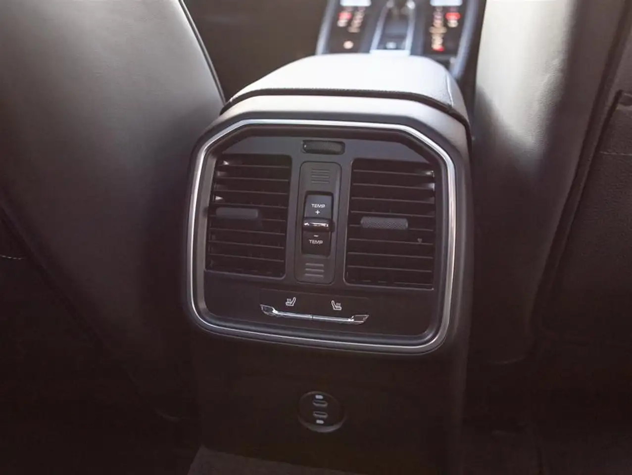 Porsche Macan снимка Porsche Macan