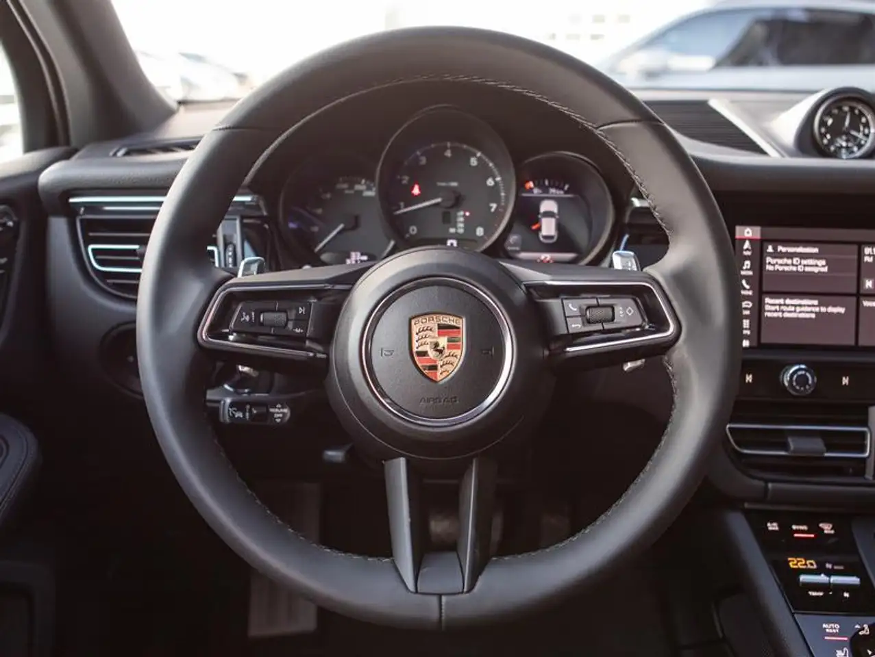 Porsche Macan снимка Porsche Macan