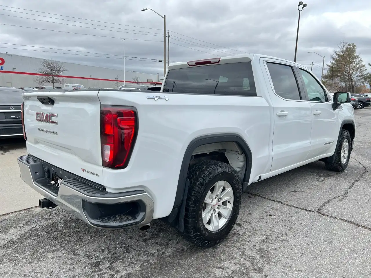 GMC Sierra 1500 снимка GMC Sierra 1500