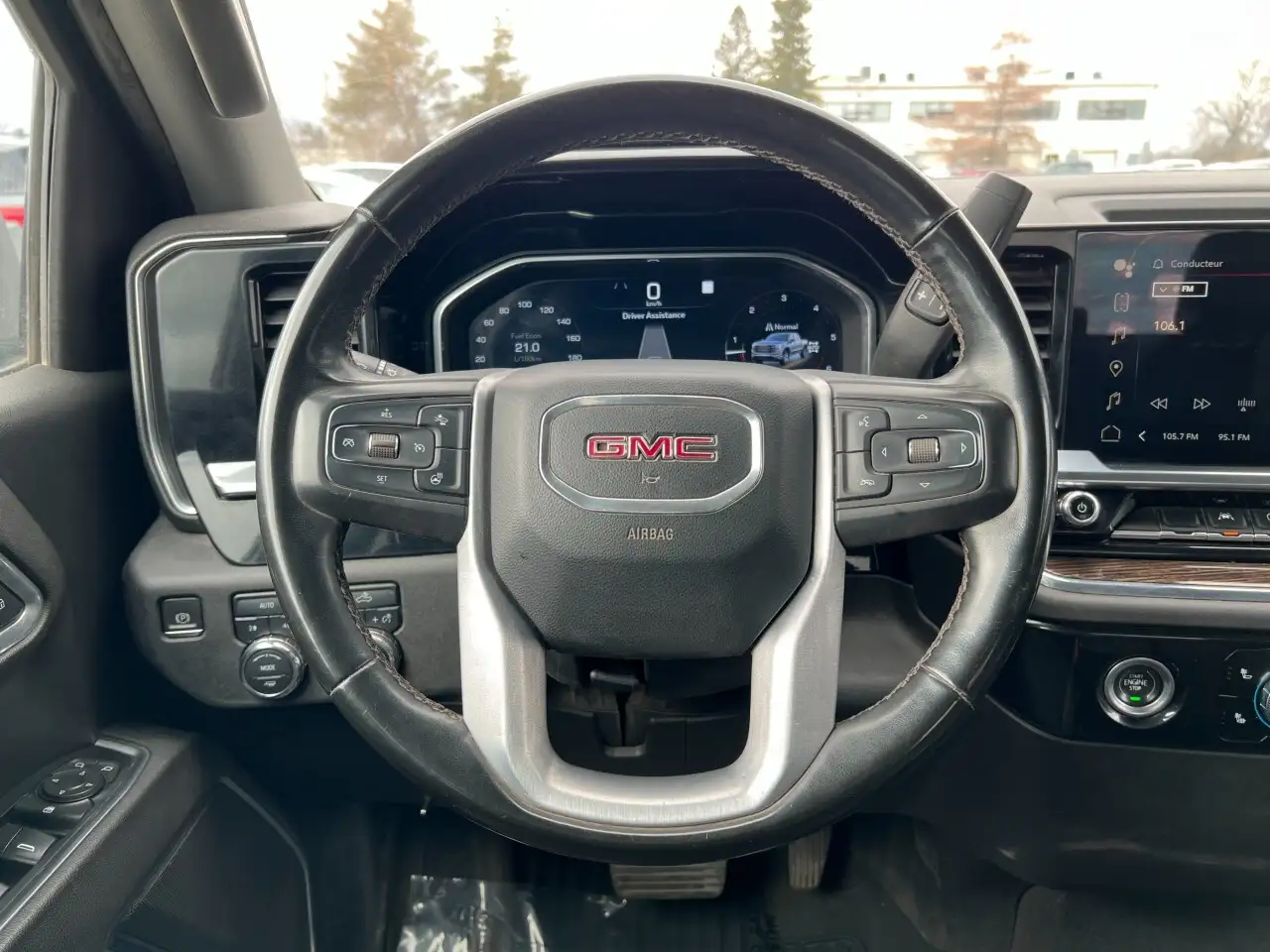 GMC Sierra 1500 снимка GMC Sierra 1500