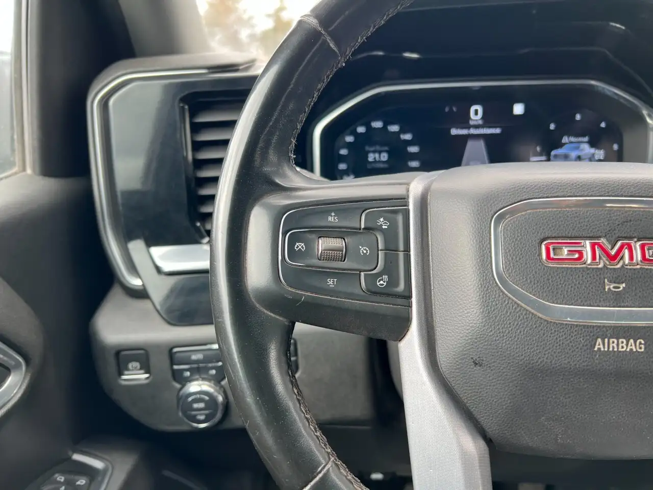 GMC Sierra 1500 снимка GMC Sierra 1500