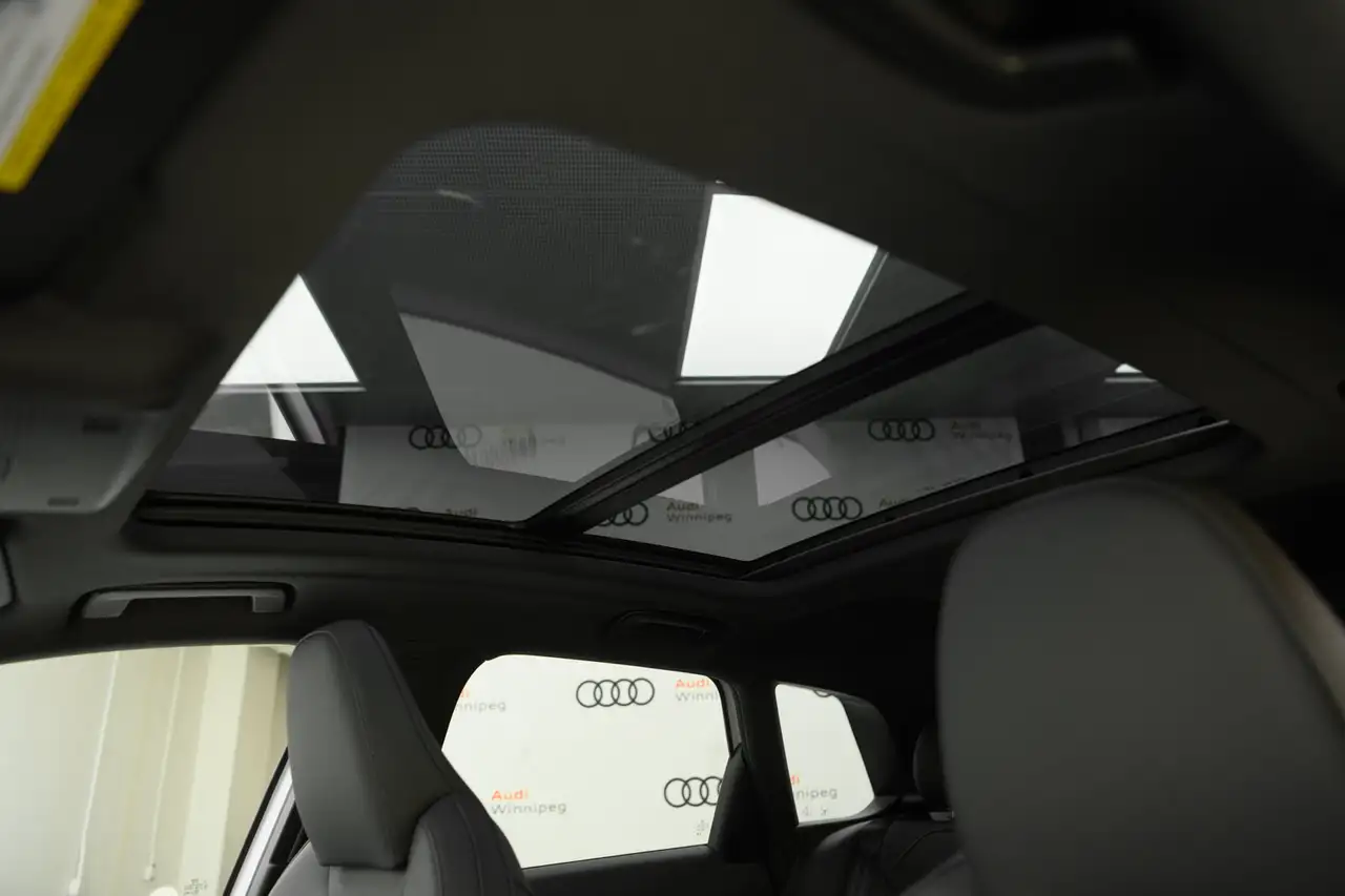 Audi Q3 снимка Audi Q3