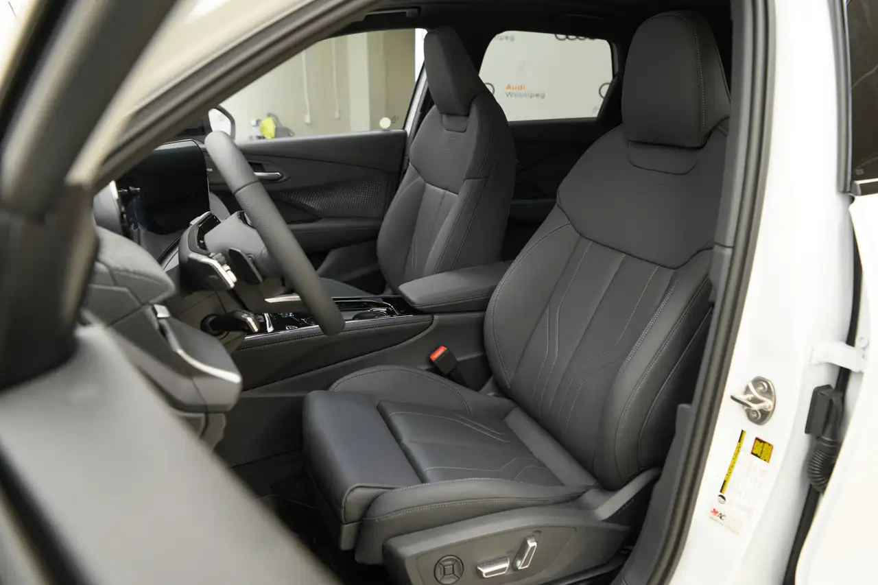 Audi Q3 снимка Audi Q3