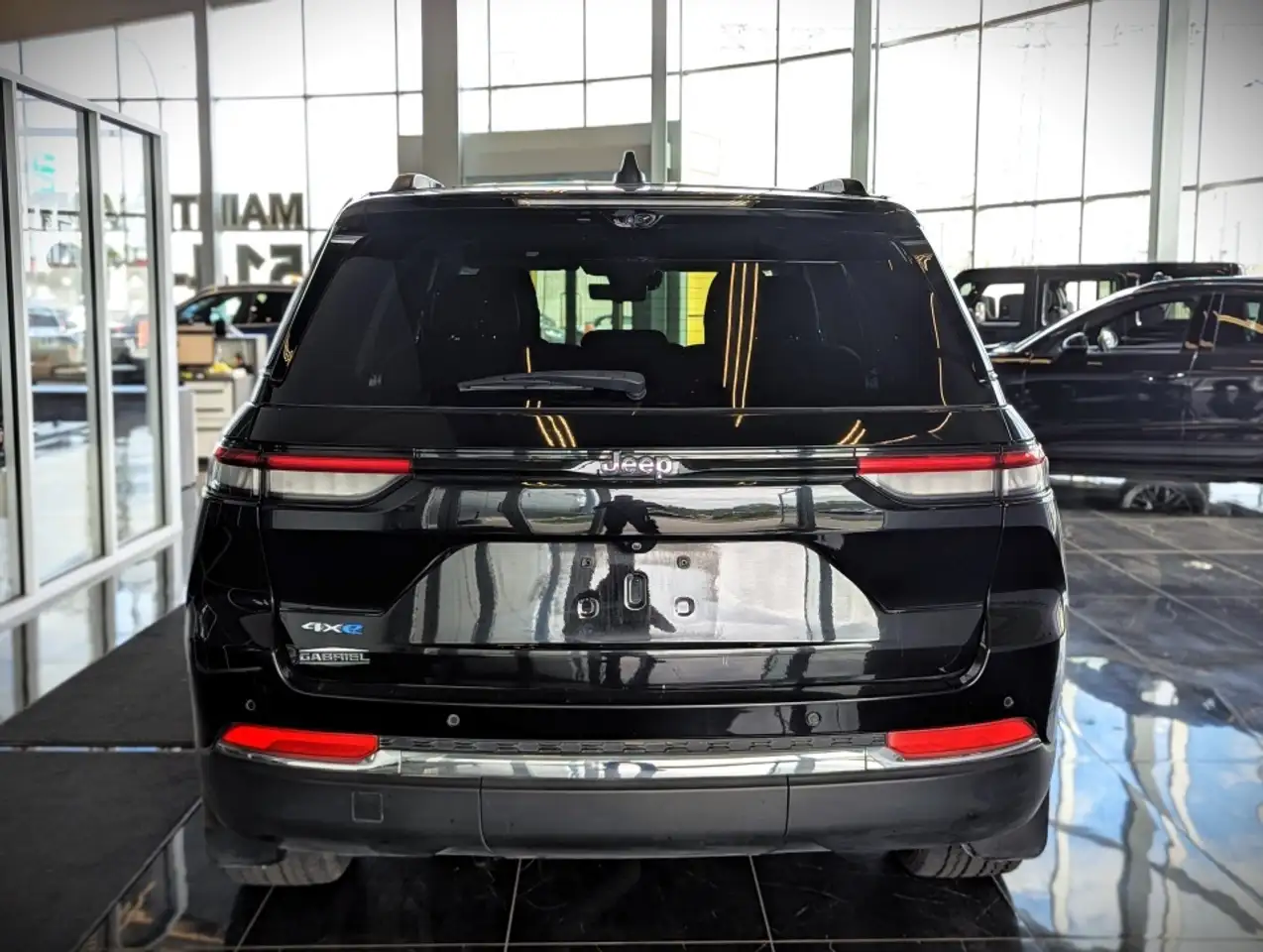 Jeep Grand Cherokee снимка Jeep Grand Cherokee