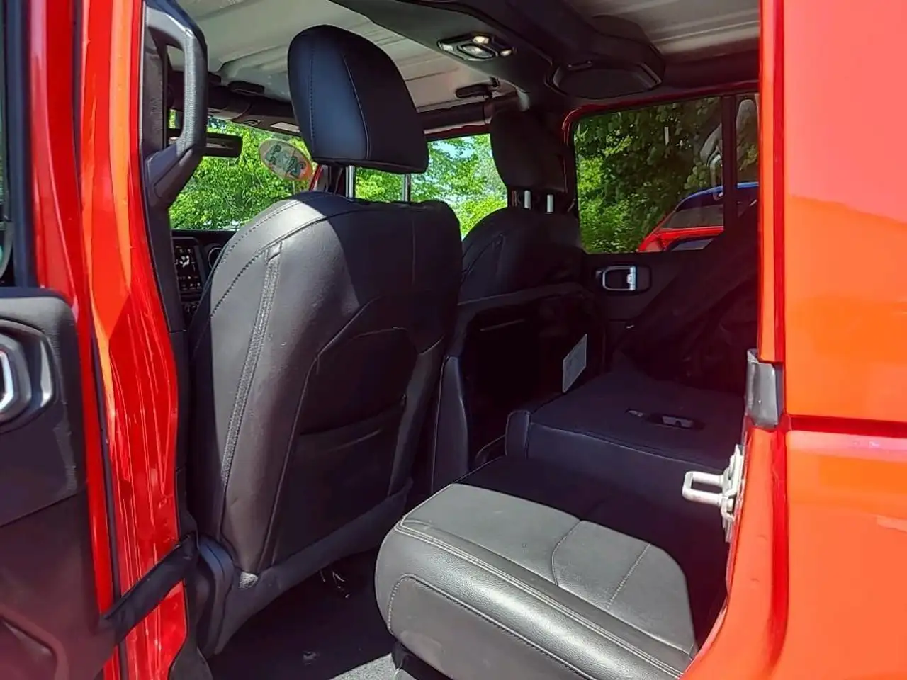 Jeep Wrangler photo Jeep Wrangler