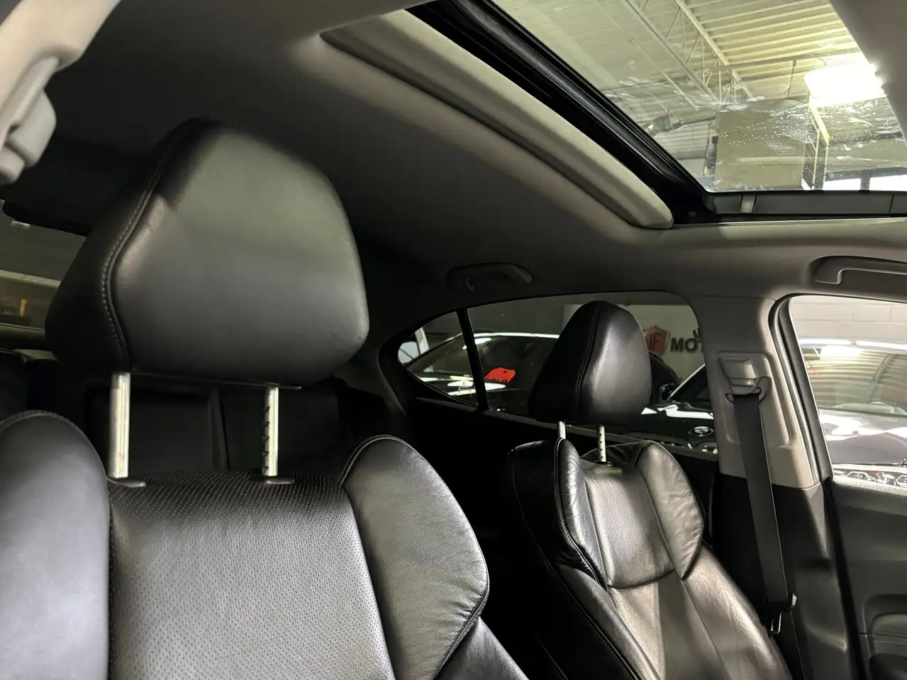 Acura TLX снимка Acura TLX