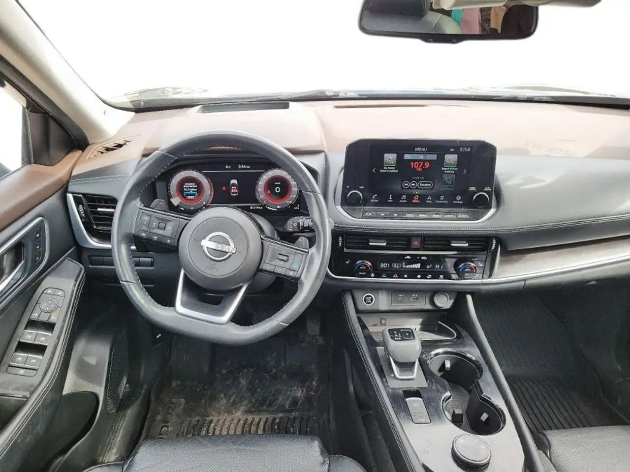 Nissan Rogue снимка Nissan Rogue