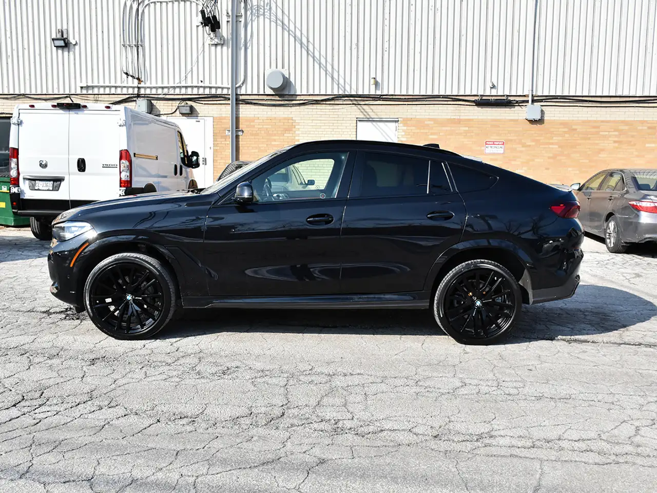 BMW X6 снимка BMW X6