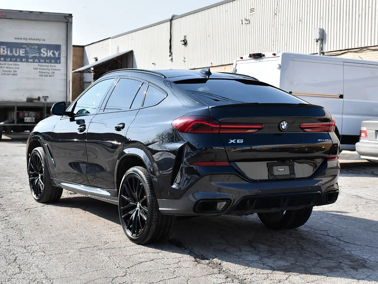 BMW X6 снимка BMW X6