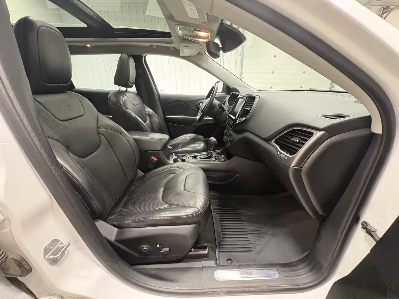 Jeep Cherokee fotografie Jeep Cherokee
