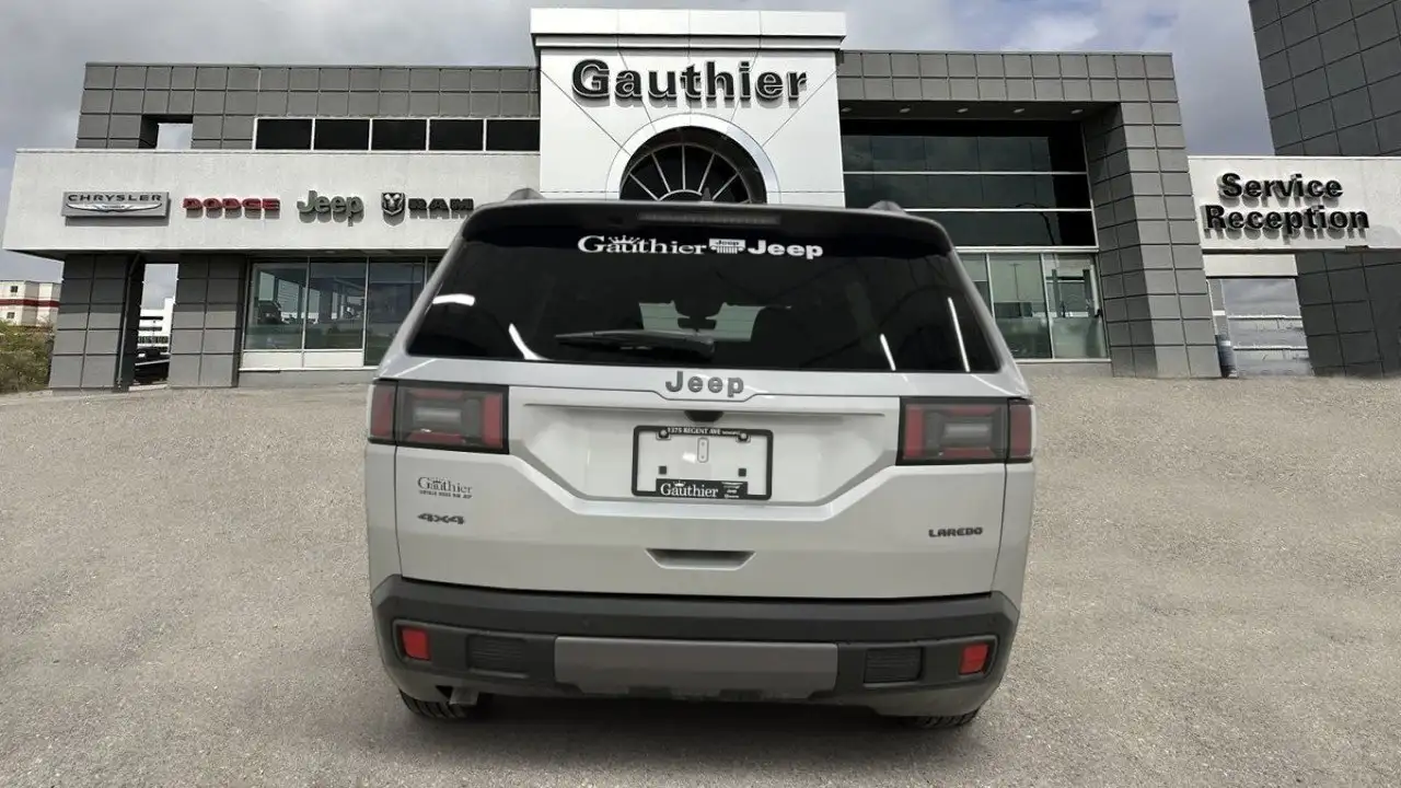 Jeep Cherokee снимка Jeep Cherokee