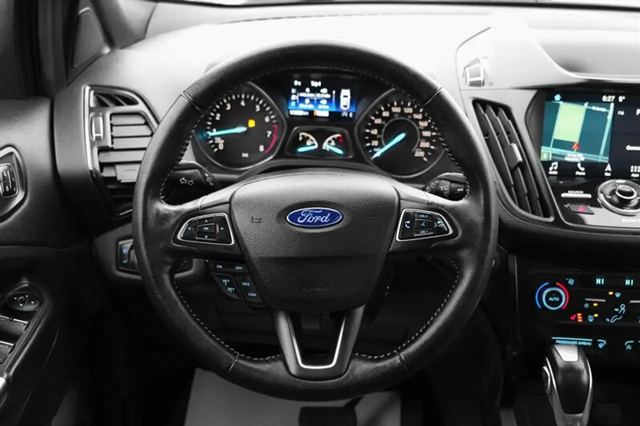 Ford Escape снимка Ford Escape